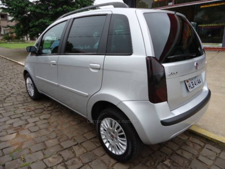 FIAT - IDEA 1.4 MPI FIRE ELX 8V FLEX 4P MANUAL - 2010/2010 - Prata - R$ 30.823,00