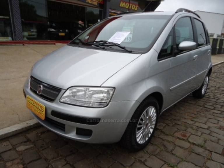 FIAT - IDEA 1.4 MPI FIRE ELX 8V FLEX 4P MANUAL - 2010/2010 - Prata - R$ 30.823,00