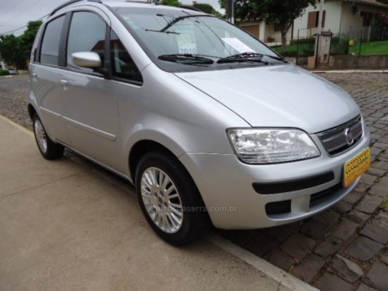 FIAT - IDEA 1.4 MPI FIRE ELX 8V FLEX 4P MANUAL - 2010/2010 - Prata - R$ 30.823,00