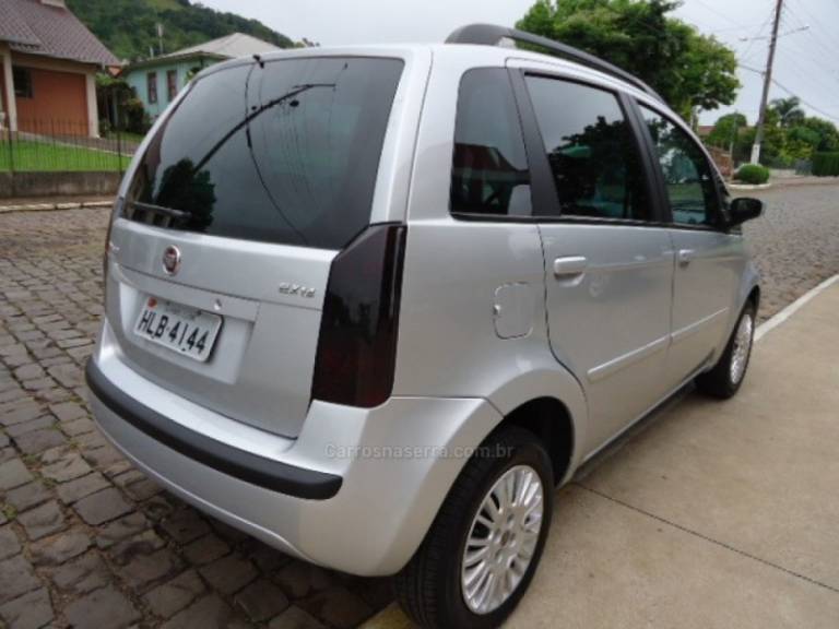 FIAT - IDEA 1.4 MPI FIRE ELX 8V FLEX 4P MANUAL - 2010/2010 - Prata - R$ 30.823,00