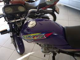 HONDA - CG 125 TITAN - 1997/1998 - Azul - R$ 6.323,00