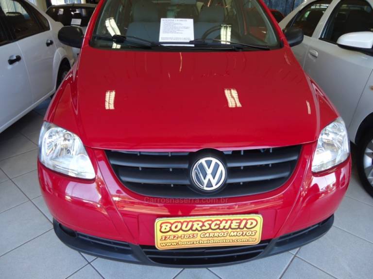 VOLKSWAGEN - SPACEFOX 1.6 MSI TRENDLINE 8V FLEX 4P MANUAL - 2010/2010 - Vermelha - R$ 35.823,00