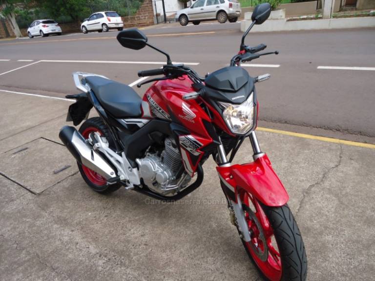 HONDA - CB 250F TWISTER CBS - 2021/2021 - Vermelha - R$ 21.923,00