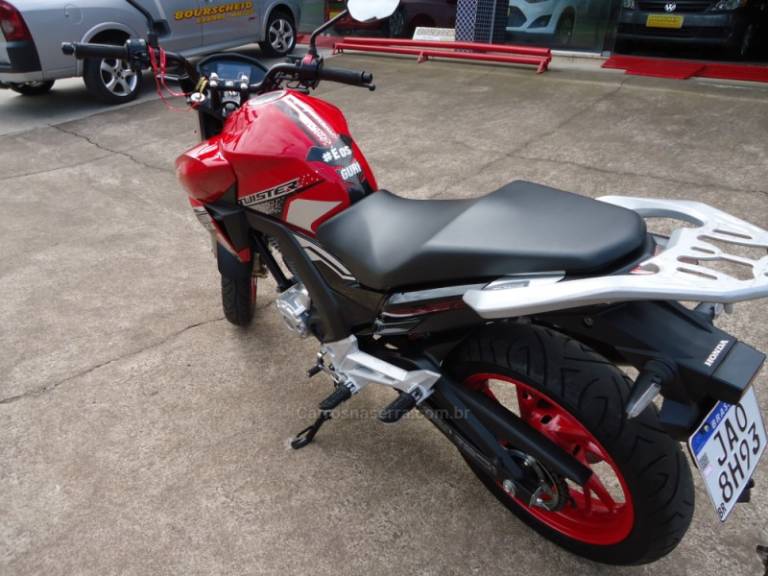 HONDA - CB 250F TWISTER CBS - 2021/2021 - Vermelha - R$ 21.923,00