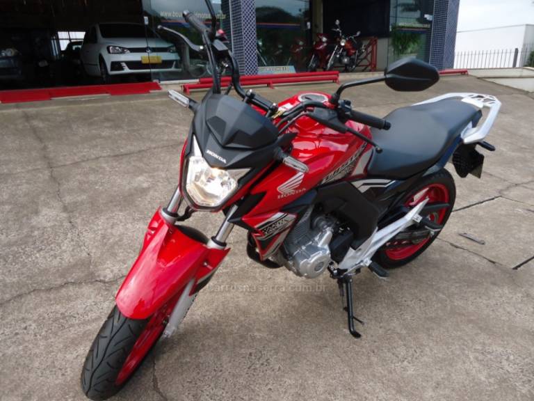 HONDA - CB 250F TWISTER CBS - 2021/2021 - Vermelha - R$ 21.923,00