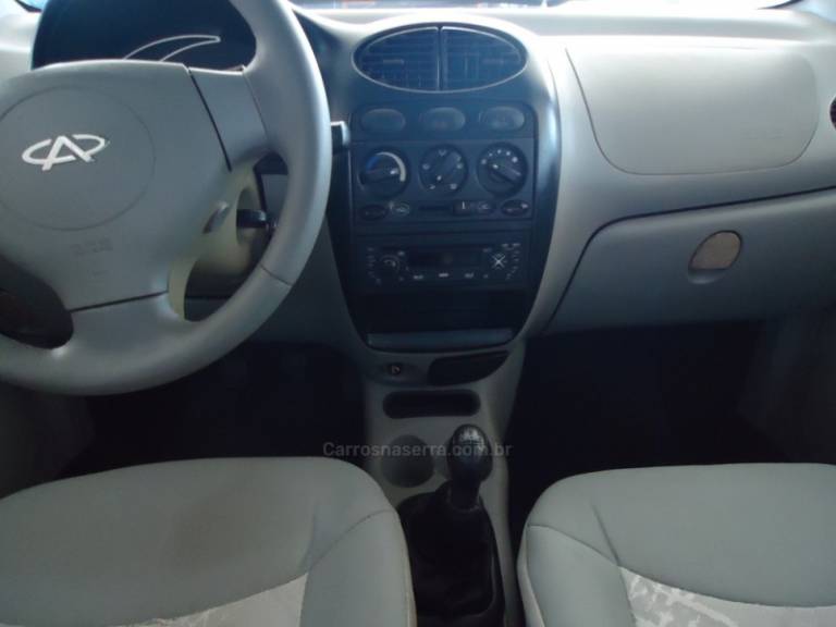 CHERY - QQ 1.0 MPFI ACT 12V GASOLINA 4P MANUAL - 2012/2012 - Prata - R$ 16.800,00