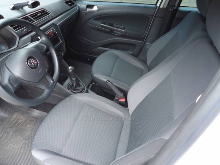 VOLKSWAGEN - GOL 1.0 TEC 8V FLEX 4P MANUAL - 2018/2018 - Branca - R$ 45.823,00