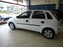 CHEVROLET - CORSA 1.0 MPFI MAXX 8V FLEX 4P MANUAL - 2009/2009 - Branca - R$ 27.823,00